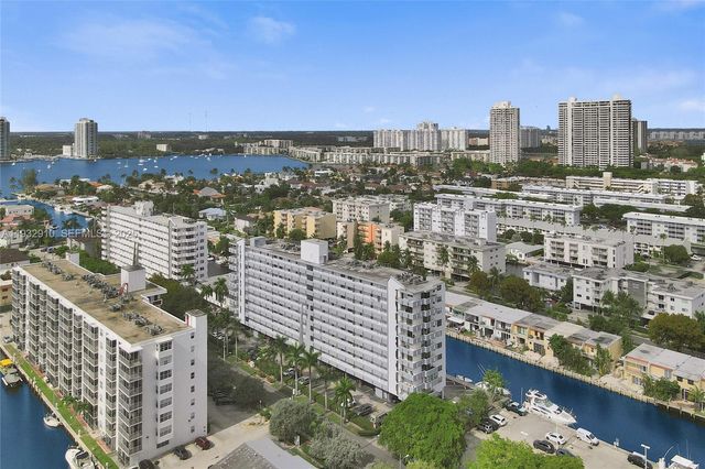 3703 NE 166th Street PH10, North Miami Beach, FL 33160