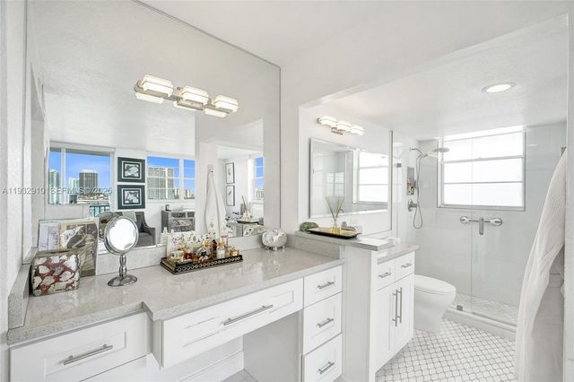 3703 NE 166th Street PH10, North Miami Beach, FL 33160