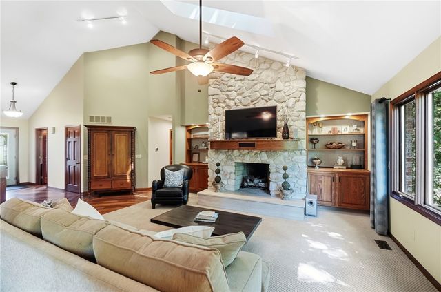 7128 Hunters Creek Drive, Dayton, OH 45459
