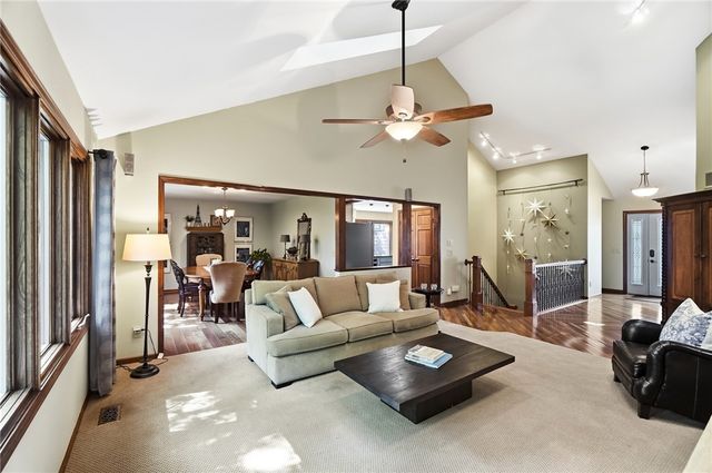 7128 Hunters Creek Drive, Dayton, OH 45459