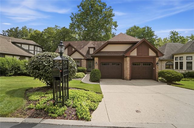 7128 Hunters Creek Drive, Dayton, OH 45459