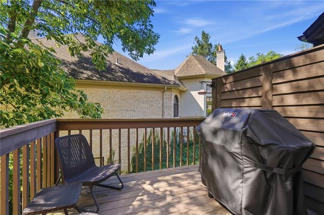 7128 Hunters Creek Drive, Dayton, OH 45459