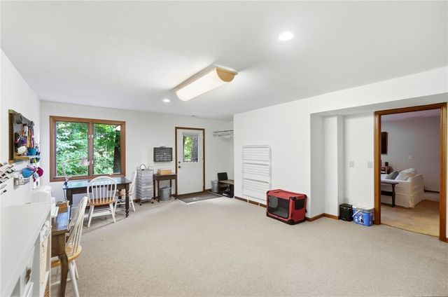 7128 Hunters Creek Drive, Dayton, OH 45459