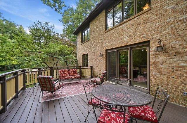 7128 Hunters Creek Drive, Dayton, OH 45459
