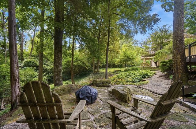 7128 Hunters Creek Drive, Dayton, OH 45459