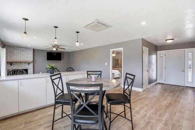 110 W Hazelwood Drive, Lemoore, CA 93245