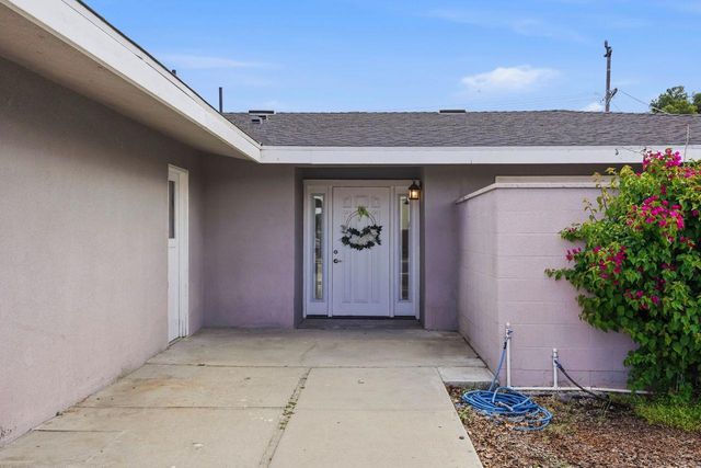 110 W Hazelwood Drive, Lemoore, CA 93245