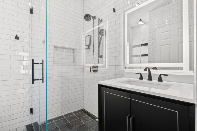 625 Selkirk Street, West Palm Beach, FL 33405