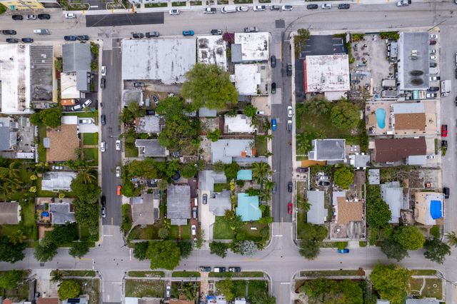 625 Selkirk Street, West Palm Beach, FL 33405