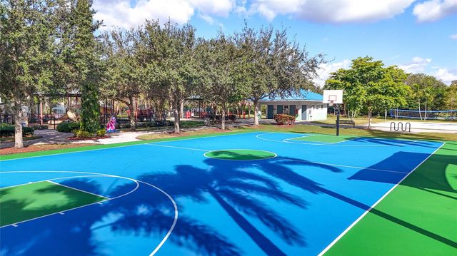 545 Oaks Lane 410, Pompano Beach, FL 33069