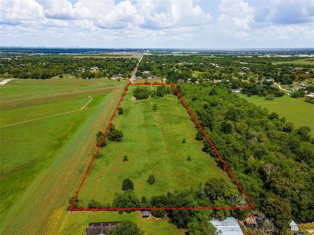 7806 Mckeever Road, Pearland, TX 77584