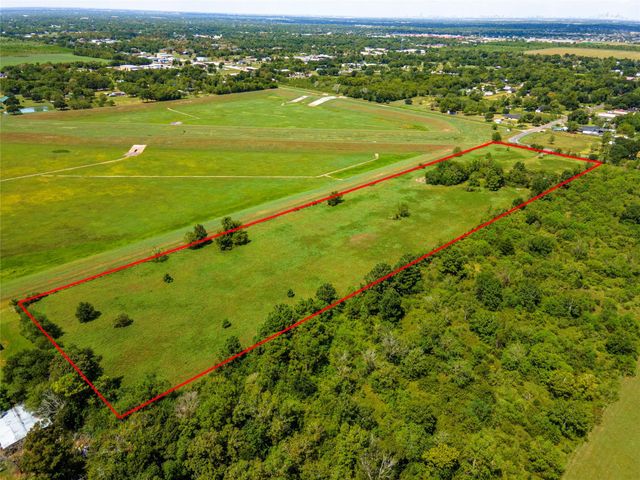 7806 Mckeever Road, Pearland, TX 77584