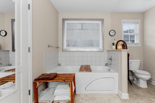 1823 Patricia Dr, Clarksville, TN 37040