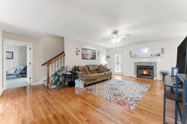 1823 Patricia Dr, Clarksville, TN 37040