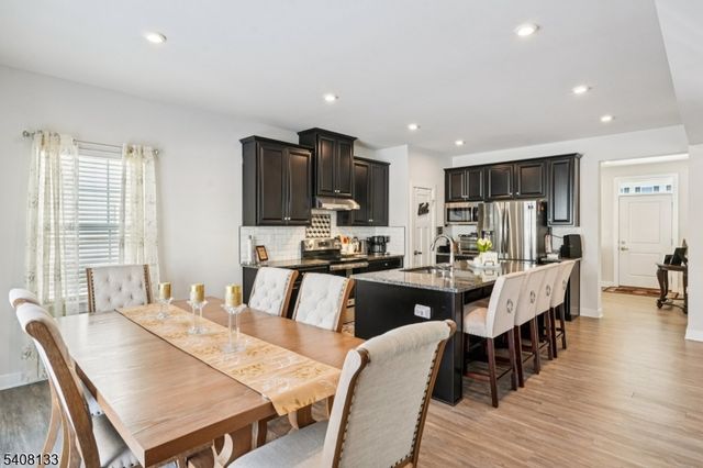 62 Trafalgar Ct, Sparta Twp., NJ 07871