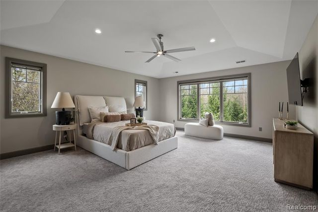 3824 Poppleton Court, Troy, MI 48084