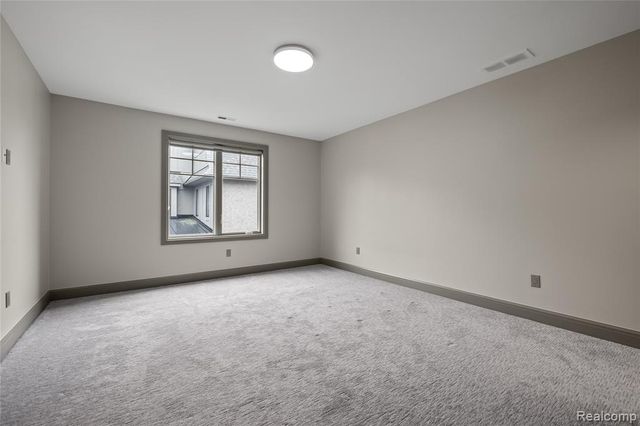 3824 Poppleton Court, Troy, MI 48084