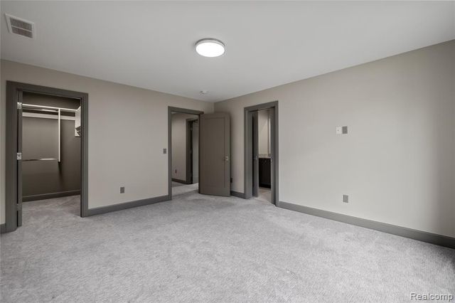 3824 Poppleton Court, Troy, MI 48084