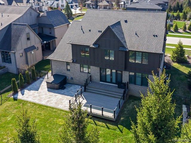 3824 Poppleton Court, Troy, MI 48084