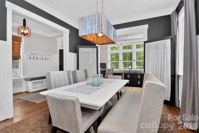 1539 Tippah Park Court, Charlotte, NC 28205