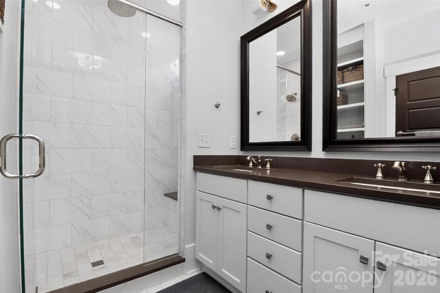 1539 Tippah Park Court, Charlotte, NC 28205