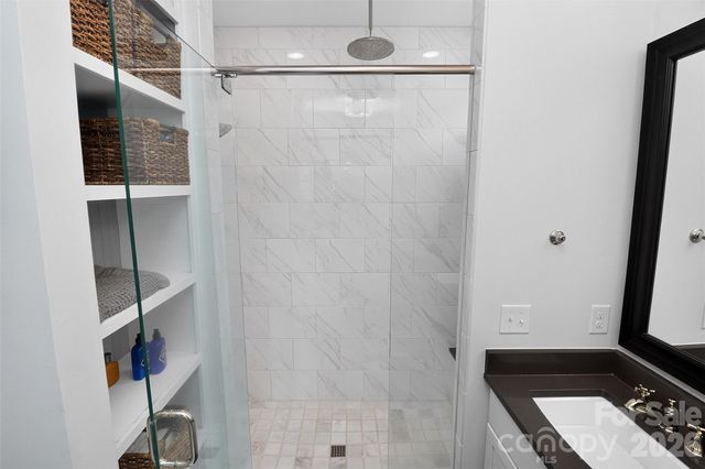 1539 Tippah Park Court, Charlotte, NC 28205