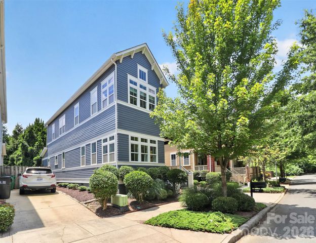 1539 Tippah Park Court, Charlotte, NC 28205