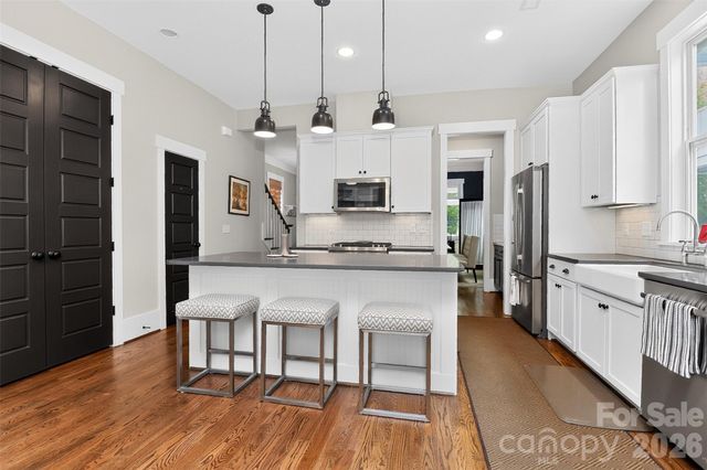 1539 Tippah Park Court, Charlotte, NC 28205