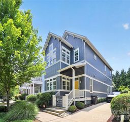 1539 Tippah Park Court, Charlotte, NC 28205