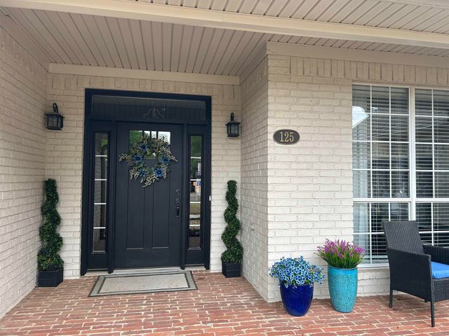 125 Las Colinas, Conway, AR 72034