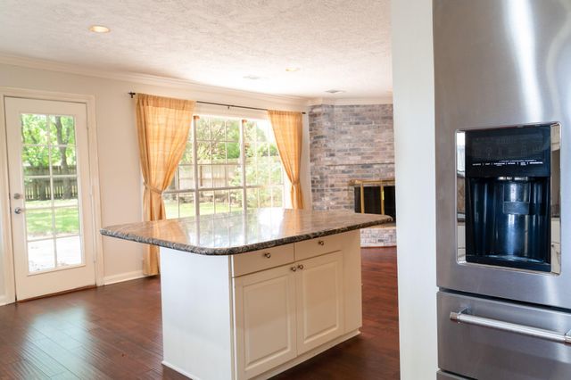 1704 Crystal Hills Drive, Houston, TX 77077