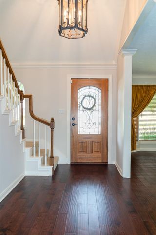 1704 Crystal Hills Drive, Houston, TX 77077