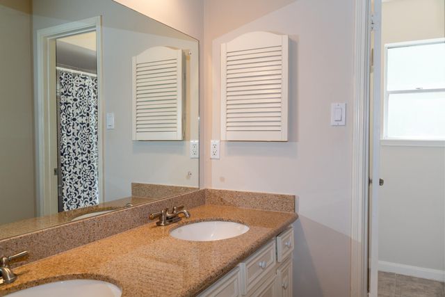 1704 Crystal Hills Drive, Houston, TX 77077