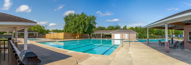 1704 Crystal Hills Drive, Houston, TX 77077