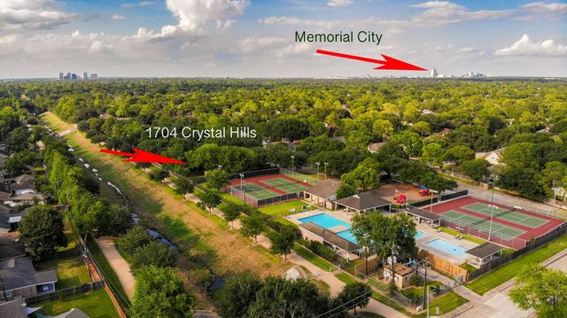 1704 Crystal Hills Drive, Houston, TX 77077
