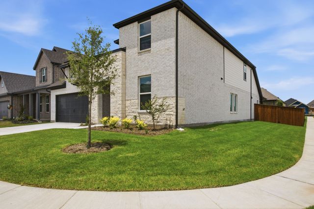 2911 Hanscom Street, Forney, TX 75126