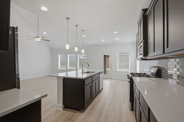 2911 Hanscom Street, Forney, TX 75126