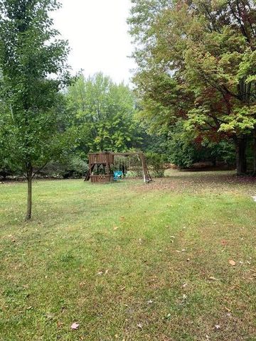 4037 N Jebavy Drive, Ludington, MI 49431