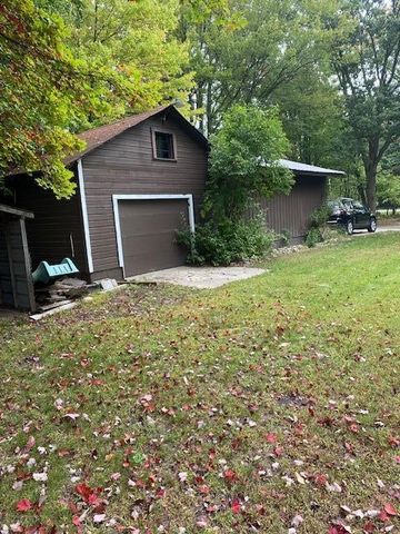 4037 N Jebavy Drive, Ludington, MI 49431