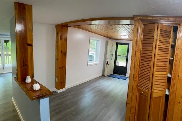 4037 N Jebavy Drive, Ludington, MI 49431