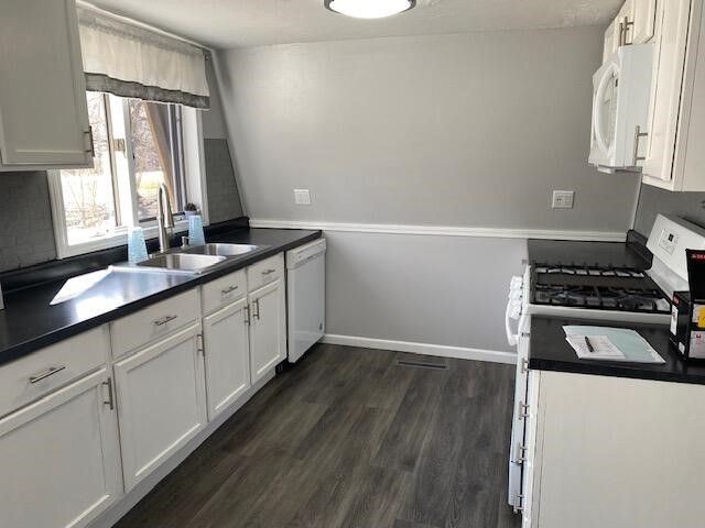 4037 N Jebavy Drive, Ludington, MI 49431