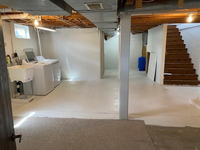 4037 N Jebavy Drive, Ludington, MI 49431