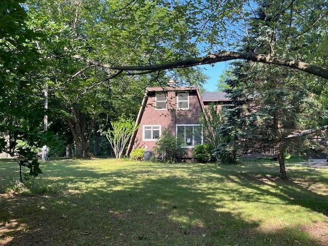 4037 N Jebavy Drive, Ludington, MI 49431