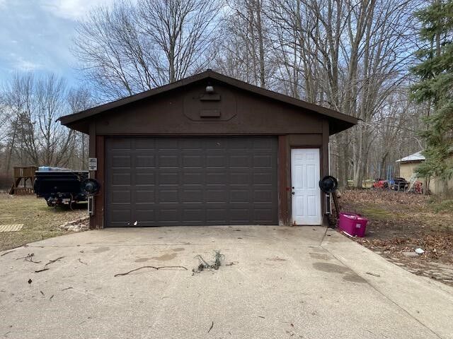 4037 N Jebavy Drive, Ludington, MI 49431