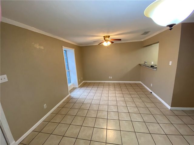 6702 Everhart H-108, Corpus Christi, TX 78413