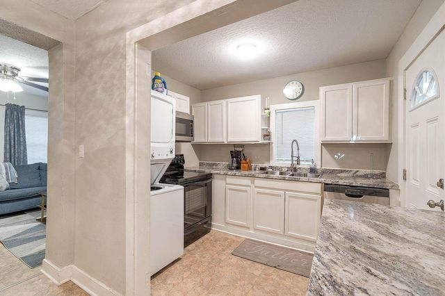 820 W 5th St., Hattiesburg, MS 39401