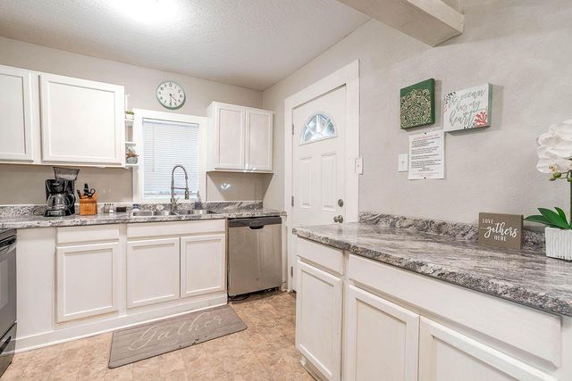 820 W 5th St., Hattiesburg, MS 39401