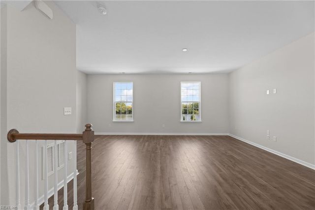 176 Freeman DR, Hampton, VA 23666
