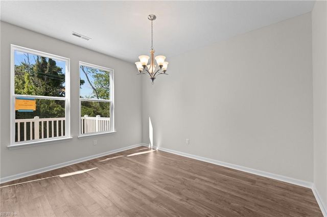 176 Freeman DR, Hampton, VA 23666