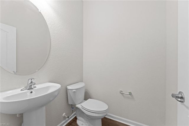 176 Freeman DR, Hampton, VA 23666